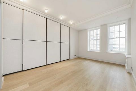 4 bedroom flat to rent, St. Johns Wood Road, London NW8