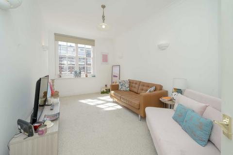 1 bedroom flat to rent, Grove End Road, London NW8