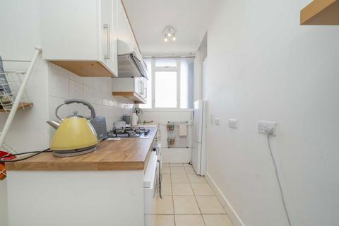 1 bedroom flat to rent, Grove End Road, London NW8