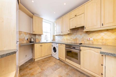 2 bedroom flat to rent, Grove End Road, London NW8