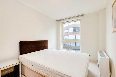 3 bedroom flat to rent, Queens Terrace, London NW8