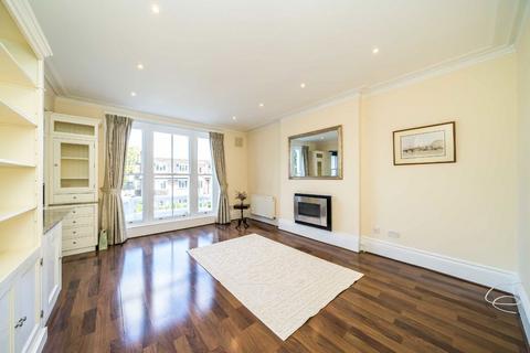 1 bedroom flat for sale, The Barons, St Margarets TW1