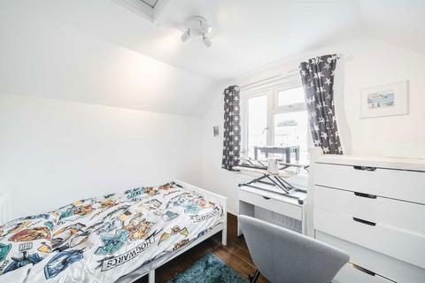 53 Dawes Avenue, Isleworth, TW7 7JS