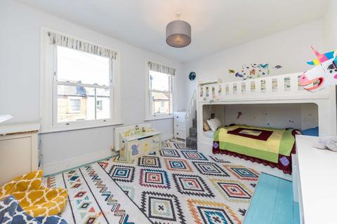 15 Haliburton Road, Twickenham, TW1 1PD