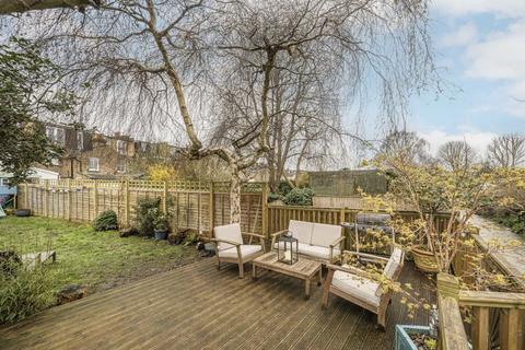 15 Haliburton Road, Twickenham, TW1 1PD