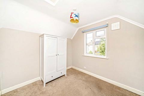 25 Crane Avenue, Isleworth, TW7 7JN