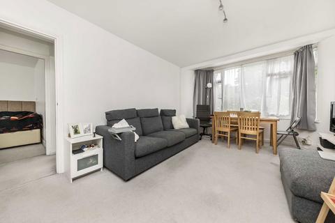 2 bedroom flat for sale, St. Margarets Road, St Margarets TW1