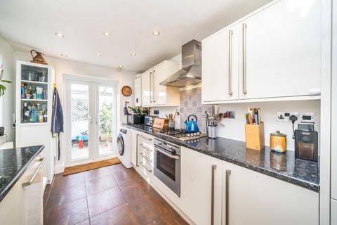 13 Queens Terrace, Isleworth, TW7 7DB