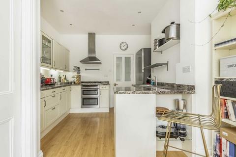 2 bedroom maisonette for sale, Orchard Road, St Margarets TW1