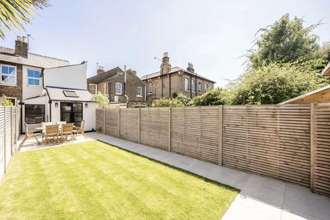 19 Worple Road, Isleworth, TW7 7AZ