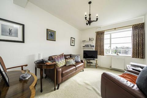 1 bedroom flat for sale, Cambridge Park, East Twickenham TW1