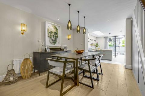 25 Worple Road, Isleworth, TW7 7AT