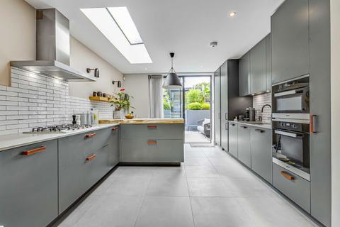 25 Worple Road, Isleworth, TW7 7AT