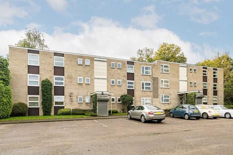 3 bedroom flat for sale, Hepple Close, Isleworth TW7