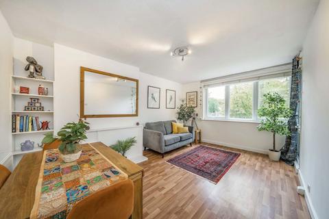 3 bedroom flat for sale, Christchurch Road, London SW2