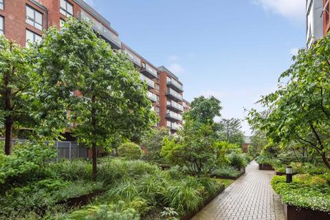 1 bedroom flat for sale, Gaumont Place, London SW2