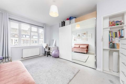 2 bedroom flat for sale, Streatham High Road, London SW16