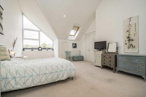 4 bedroom house for sale, South Oak Road, London SW16