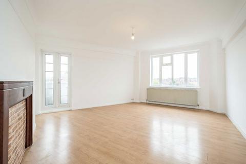 1 bedroom flat for sale, Streatham High Road, London SW16