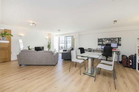 1 bedroom flat for sale, Streatham High Road, London SW16