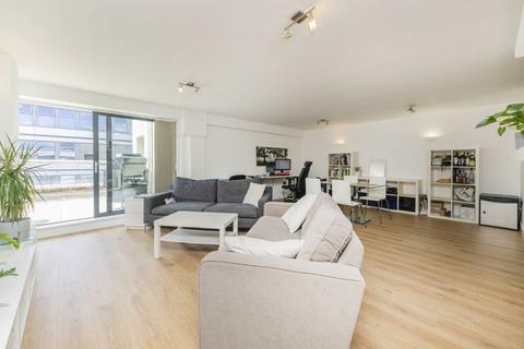 1 bedroom flat for sale, Streatham High Road, London SW16