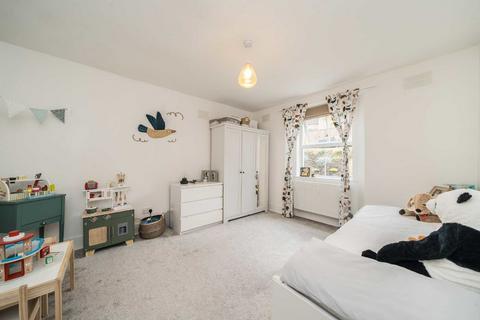 Flat 1, 15 Woodfield Avenue, London, SW16 1LL