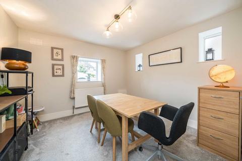 Flat 1, 15 Woodfield Avenue, London, SW16 1LL
