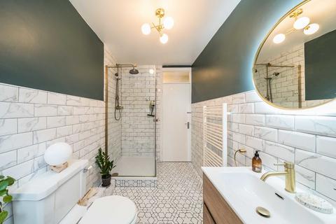 Flat 1, 15 Woodfield Avenue, London, SW16 1LL