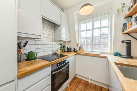 2 bedroom flat for sale, Streatham Hill, London SW2