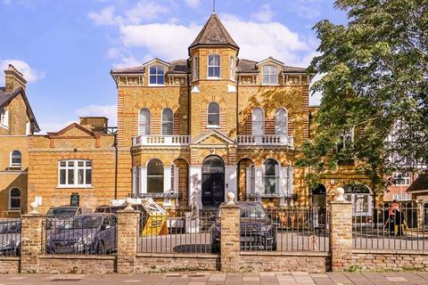 2 bedroom flat for sale, Leigham Court Road, London SW16