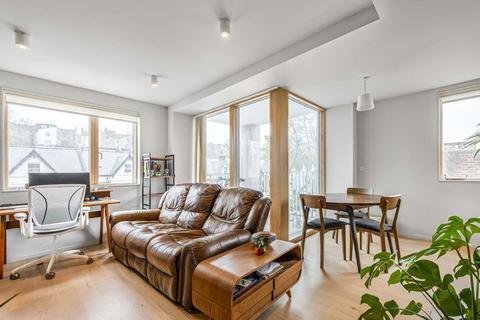 1 bedroom flat for sale, Knollys Road, London SW16