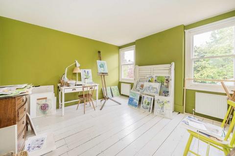 63 Palace Road, London, SW2 3LB