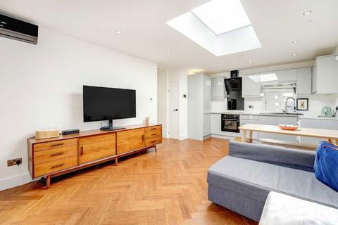 2 bedroom house for sale, Hassocks Road, London SW16