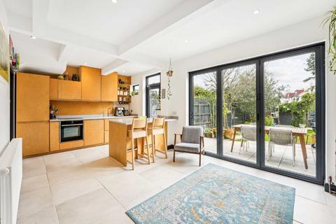 4 bedroom house for sale, Strathbrook Road, London SW16