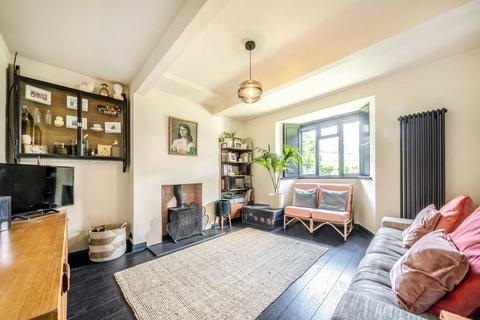 104 Strathbrook Road, London, SW16 3AZ