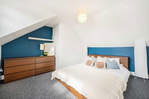 Flat 4, 59 Drewstead Road, London, SW16 1AA