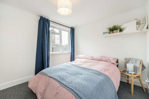 Flat 4, 59 Drewstead Road, London, SW16 1AA
