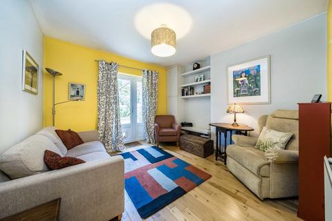 2 bedroom flat for sale, Leigham Vale, London SW16