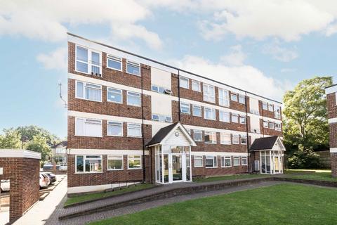 12 Beechcroft Close, Streatham, London, SW16 2EW