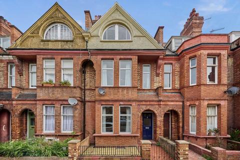 4 bedroom house for sale, Amesbury Avenue, London SW2