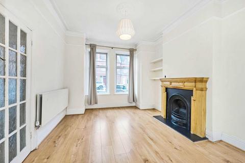 4 bedroom house for sale, Amesbury Avenue, London SW2