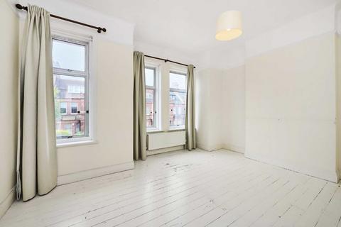 57 Amesbury Avenue, London, SW2 3AE