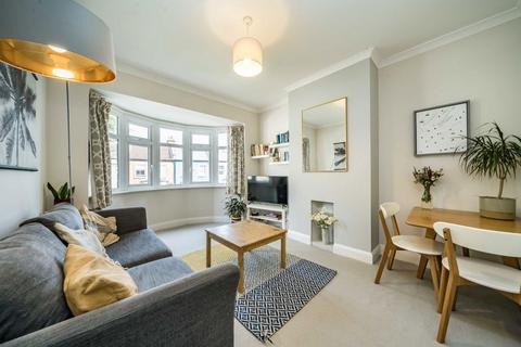 2 bedroom flat for sale, Natal Road, London SW16