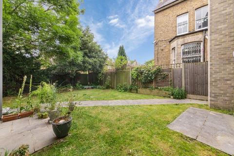 Flat 3, Harford Court, 3a Palace Road, London, SW2 3DY