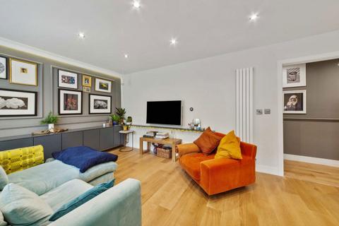 Flat 3, Harford Court, 3a Palace Road, London, SW2 3DY