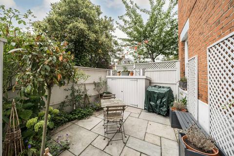 2 bedroom flat for sale, Salford Road, London SW2