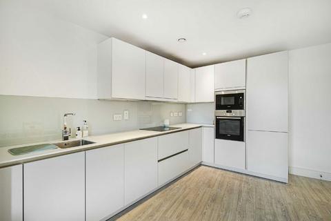 1 bedroom flat for sale, Gaumont Place, London SW2