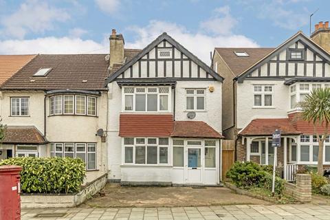 4 bedroom semi-detached house to rent, Mount Ephraim Lane, London SW16