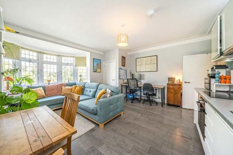 1 bedroom flat for sale, Drewstead Road, London SW16