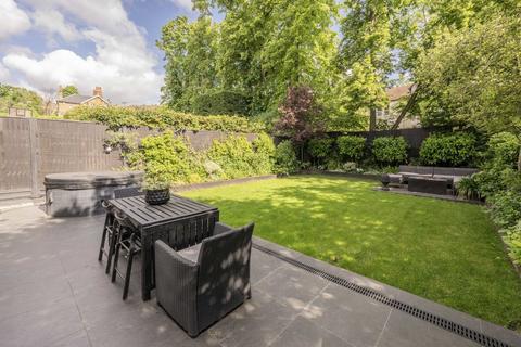 5 bedroom semi-detached house for sale, Lanercost Road, London SW2